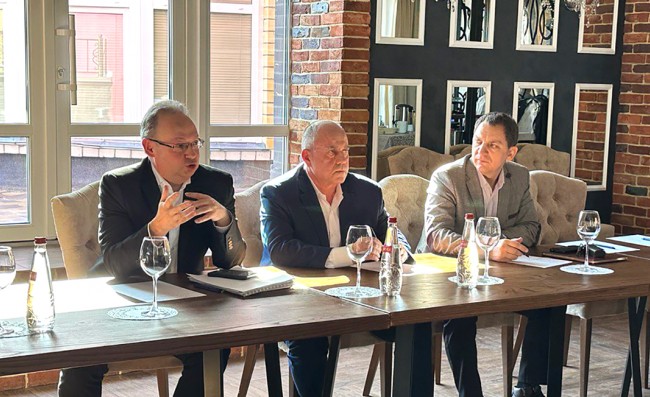 Открытый диалог: обсуждение перспектив развития предпринимательства